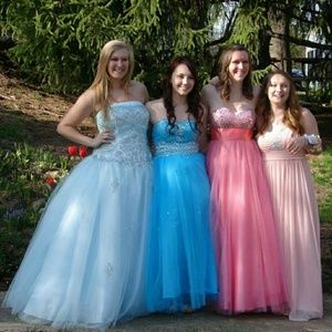 Prom dress